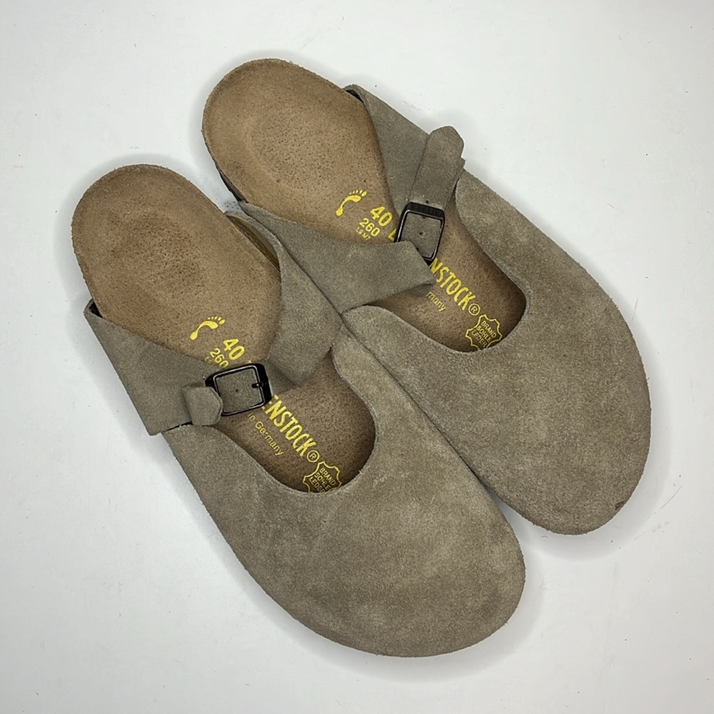 RARE Birkenstock Rosemead Taupe Suede Clogs